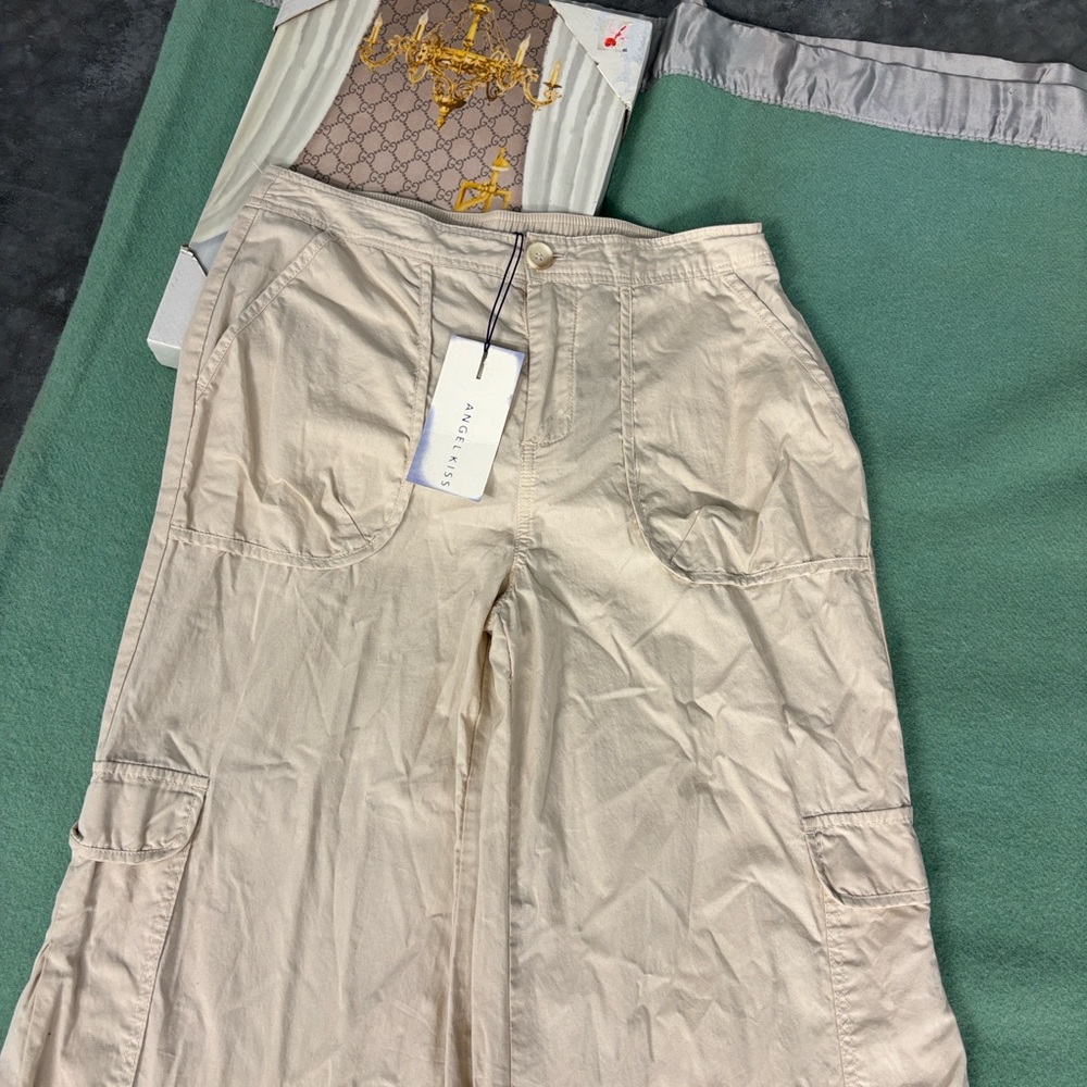NWT Angel Kiss Tan Lightweight Cargo Pants Back Elastic Waist Wide Leg Women’s L - Picture 9 of 16